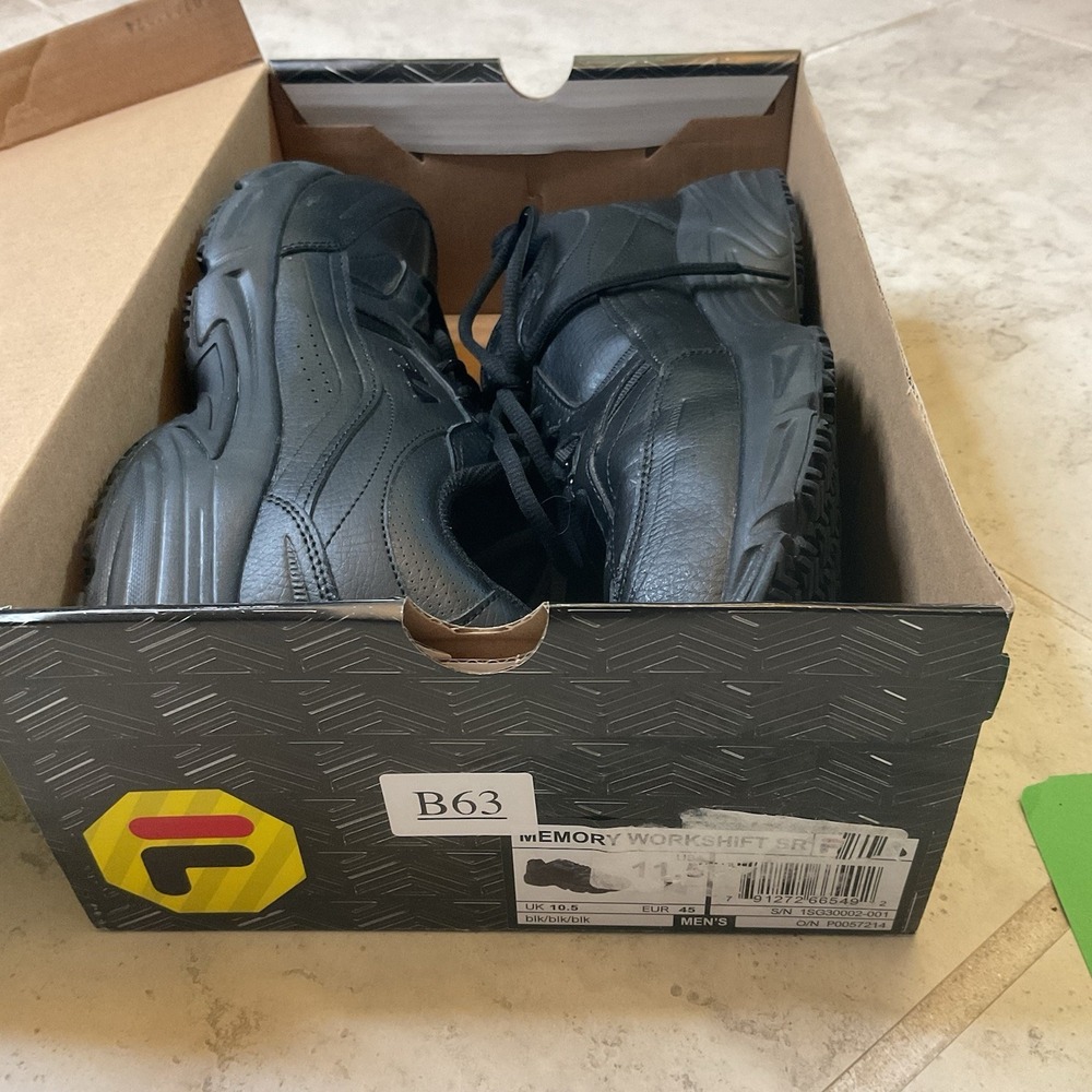 Fila Slip Resistant Memory Foam Black On Black, Men's Sz 11.5 Lightly Used